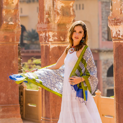 Silk shawl, 'Kolkata Beauty' - Handwoven Silk Shawl with Geometric Motif from India