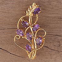 Broche de amatista chapado en oro, 'Golden Lilac' - Broche lila hecho a mano de amatista de 7 quilates chapado en oro de 22 k