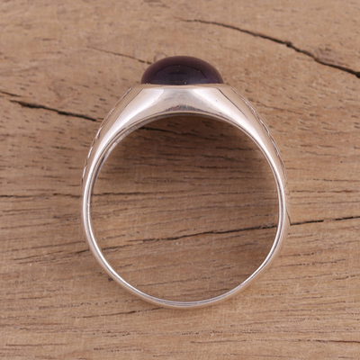 Amethyst-Kuppelring - Handgefertigter gewölbter Ring aus Amethyst und Sterlingsilber