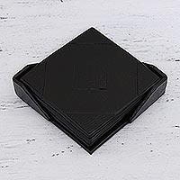 Lederuntersetzer, 'Square Intrigue' (4er-Set) - Schwarze quadratische Lederuntersetzer aus Indien (4er-Set)