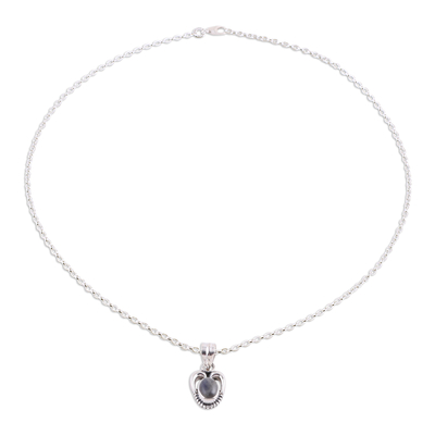 Halskette mit Labradorit-Anhänger, „Misty Wonder“ – Halskette mit Anhänger aus Labradorit und Sterlingsilber aus Indien