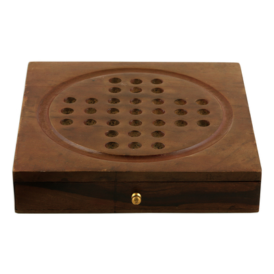 Solitärspiel aus Holz - Handgefertigtes Solitaire-Spielset aus Akazienholz und Glas aus Indien