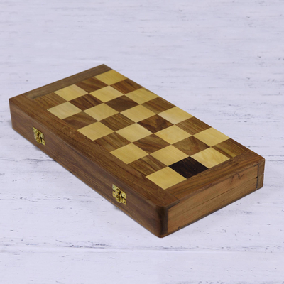 Schachspiel aus Holz, 'Persian Grandeur - Schachspiel aus Akazien- und Kadamholz mit Innenaufbewahrung