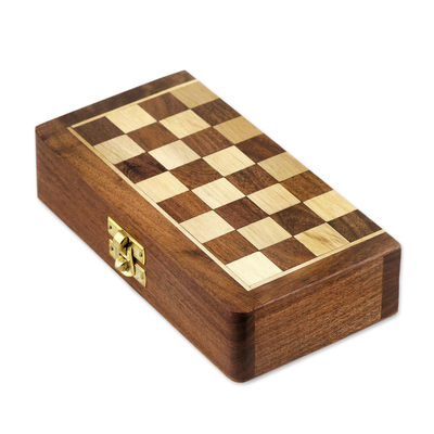 Mini ajedrez de madera. - Juego de ajedrez de terciopelo de madera de acacia con piezas de juego y almacenamiento.
