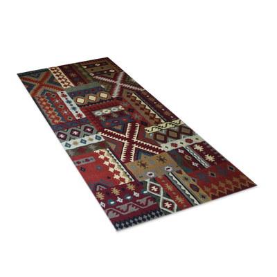 Hand tufted wool area rug, 'Majestic Fantasy' (5x8) - Floral Wool Area Rug (5x8) Hand-Tufted in India