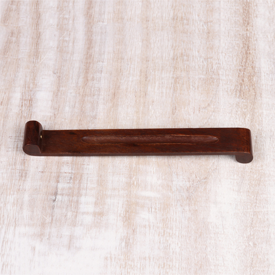 Räucherstäbchenhalter aus Holz, „Aroma“ – Räucherstäbchenhalter aus Naturholz aus Indien
