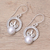 Ohrhänger mit Zuchtperlen, „Crowned Pearl“ – Ohrhänger mit Zuchtperlen aus Sterlingsilber