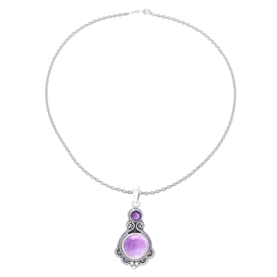 Amethyst-Anhänger-Halskette, 'Lilac Harmony'. - Anhänger-Halskette aus violettem Amethyst und Sterlingsilber