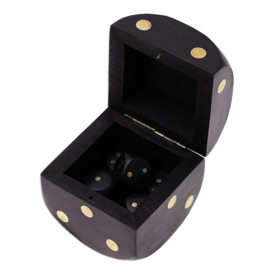 Set aus dekorativem Holzbox und Würfeln - Schwarzes Mangoholz mit Messingpunkten, dekoratives Box- und Würfelset