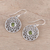Pendientes colgantes de peridoto - Aretes colgantes circulares de flores de plata esterlina y peridoto