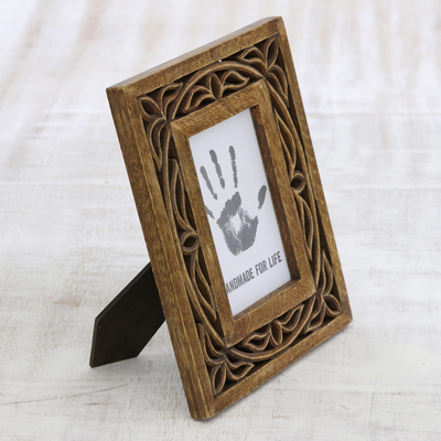 Wood photo frame, 'Veranda Vines' (4x6) - Wood Hand Carved Vine Motif Rectangular Photo Frame (4x6)