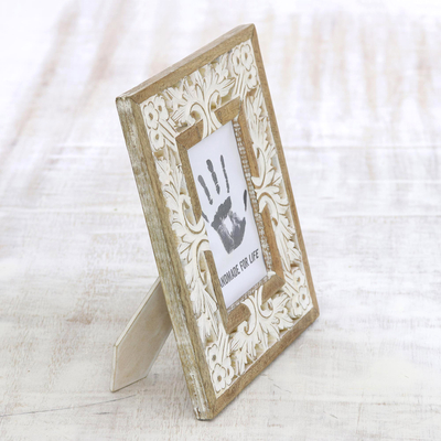 Wood photo frame, 'White Garden' (4x6) - Mango Wood Photo Frame Crafted in India (4x6)