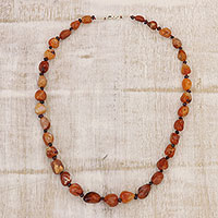 Lange Halskette mit Onyx- und Granatperlen, „Set Ablaze“ – Lange Halskette mit Onyx- und Granatperlen aus Indien