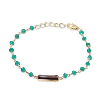 Gold plated smoky quartz and onyx pendant bracelet, 'Stylish Combination' - Gold Plated Smoky Quartz and Onyx Pendant Bracelet