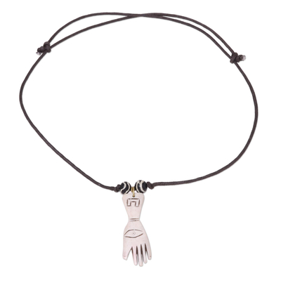 Halskette mit Knochenanhänger, 'Iconic Hamsa'. - Handgefertigte Hamsa-Anhänger-Halskette aus Büffelknochen