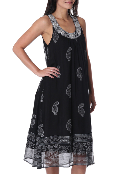Sommerkleid aus Viskose - Paisley-besticktes Viskose-Sommerkleid aus Indien