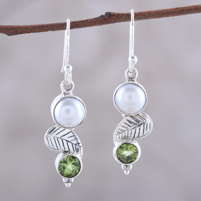 Pendientes colgantes de perlas cultivadas y peridoto - Pendientes colgantes de hojas de plata de ley con peridoto y perlas cultivadas