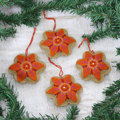 Wollfilz-Ornamente, (4er-Set) - Set mit 4 orangefarbenen und rosa Blumenornamenten aus Indien