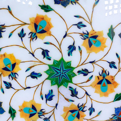 Placa decorativa con incrustaciones de mármol - Plato decorativo con incrustaciones de mármol floral con patrón Jali de la India