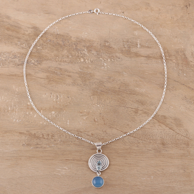 Halskette mit Anhängern aus blauem Topas und Chalcedon - Blautopas- und Chalcedon-Anhänger-Halskette aus Indien