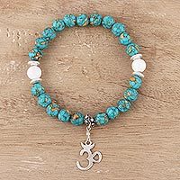 Howlite and composite turquoise beaded stretch bracelet,