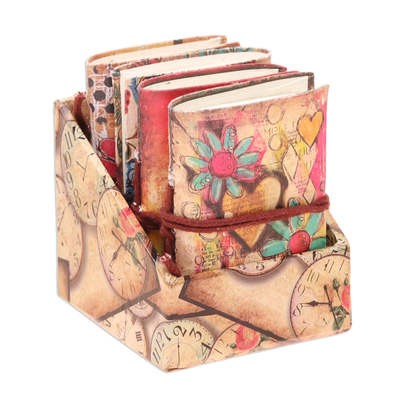 Mini-Tagebücher aus Papier, (4er-Set) - Papiertagebücher mit Blumenmotiv aus Indien (4er-Set)