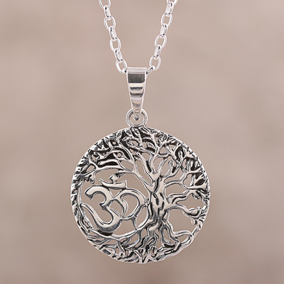 Collar colgante de plata esterlina - Collar con colgante de árbol Om de plata esterlina de la India