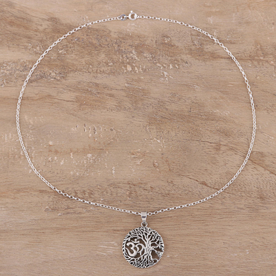 Collar colgante de plata esterlina - Collar con colgante de árbol Om de plata esterlina de la India