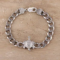 Pulsera con colgante de plata de ley con baño de rodio para hombre, 'Turtle Gleam' - Pulsera con colgante de tortuga de plata de ley con baño de rodio para hombre