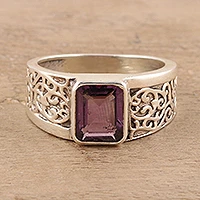 Amethyst-Ring, 'Purple Glisten' - Funkelnder Amethyst-Ring aus Indien