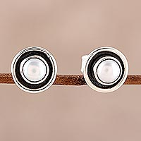 Cultured pearl stud earrings, 'Graceful Frames' - Circular Cultured Pearl Stud Earrings from India