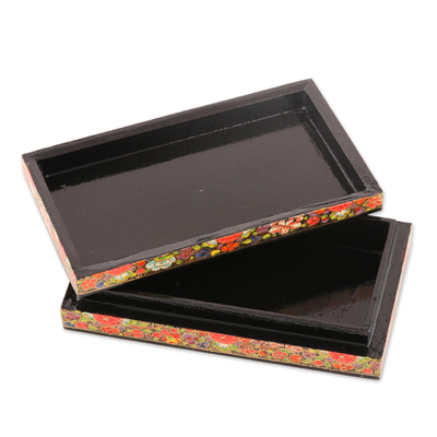 Dekorative Schachtel aus Pappmaché - Dekorative Schachtel aus Pappmaché mit Blumenmotiv aus Indien
