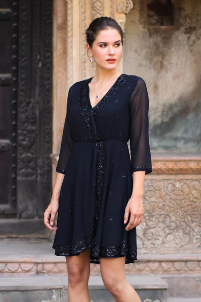 Perlenbesetztes Viskosekleid, „Georgette Glamour“ – Verziertes Viskosekleid aus Indien