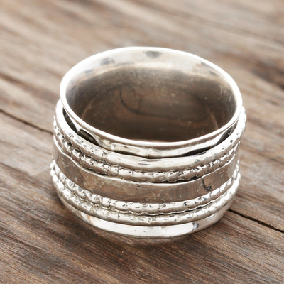 Sterling silver spinner ring, 'Rotating Style' - Patterned Sterling Silver Spinner Ring from India