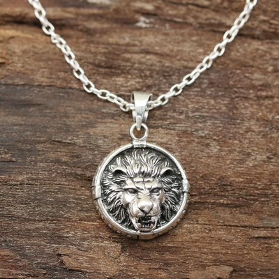 Sterling silver pendant necklace, Lion Frame
