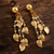 Vergoldete Wasserfall-Ohrringe mit Zuchtperlen - 22 Karat vergoldete Wasserfall-Ohrringe mit Zuchtperlen aus Indien