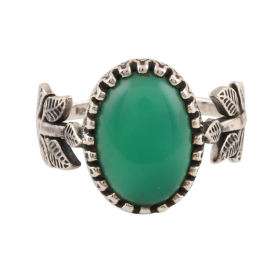 Onyx cocktail ring, 'Bold Oval' - Leaf Motif Green Onyx Ring from India
