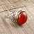 anillo arribadado de ónix - Anillo arribadado de ónix rojo anaranjado elaborado en la India