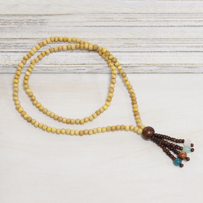 Halskette mit Anhänger aus Achat und Holzperlen - Bunte Achat- und Holzperlen-Anhänger-Halskette aus Indien