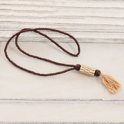 Wood beaded pendant necklace, Boho Flair