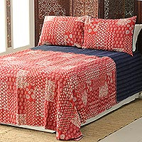 Juego de colcha de algodón, 'Kantha Charm in Red' (3 piezas) - Juego de ropa de cama de algodón rojo Kantha Stitch de la India (3 piezas)