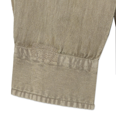 Camisa de algodón para hombre, 'Casual Flair in Khaki' - Camisa de algodón de manga larga para hombre en color caqui de la India