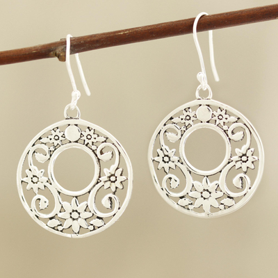 Pendientes colgantes de plata de ley - Aretes colgantes florales circulares de plata esterlina de la India