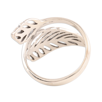 Sterling silver cocktail ring, 'Leafy Duo' - Sterling Silver Leaf Cocktail Ring from India