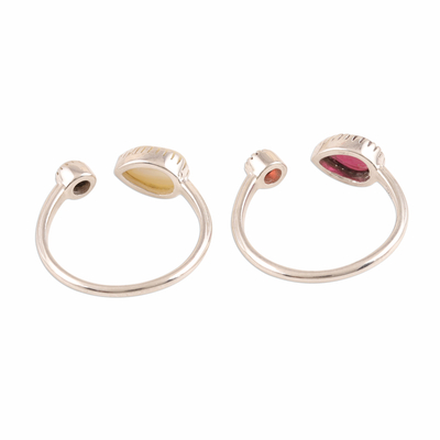Garnet and cultured pearl wrap rings, 'Stylish Flavor' (pair) - Garnet and Cultured Pearl Wrap Rings from India (Pair)