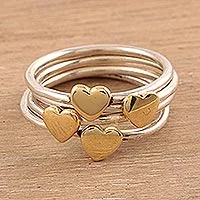 Anillos apilables de plata de ley, 'Heart Royalty' (juego de 4) - Anillos apilables de corazón de plata esterlina y latón (juego de 4)