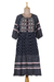 Kleid aus bestickter Viskose - Dunkelblaues Midikleid mit gemischtem Druck aus Indien