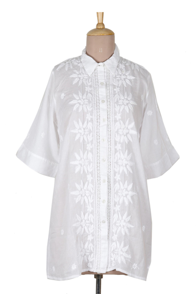 Blusa de algodón bordada - Blusa Chikankari bordada con botones blancos en la parte delantera