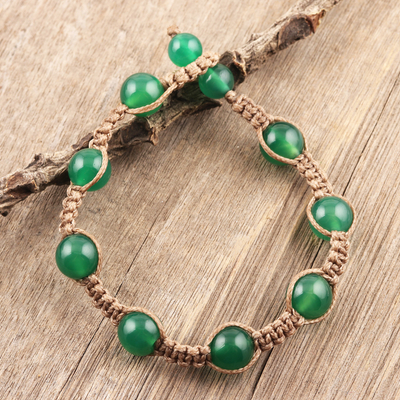 Onyx-Perlenarmband - Handgeknüpftes grünes Onyx-Makramee-Armband aus Indien