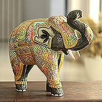 Escultura de madera y papel maché, 'Mughal Elephant' (11 pulgadas) - Escultura de papel maché de elefante real (11 pulgadas)